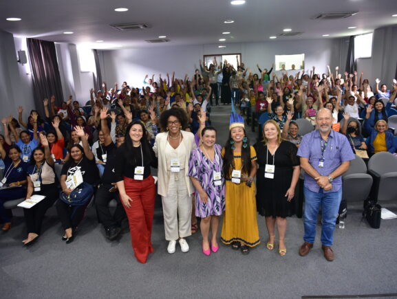 Governo do Amazonas inicia atividades do Programa Mulheres Mil