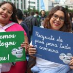 Professores de instituições federais de ensino entram em greve