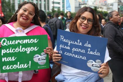 Professores de instituições federais de ensino entram em greve