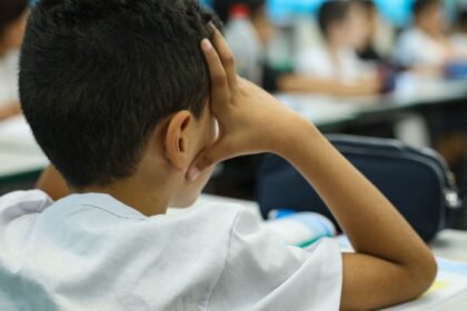 Educação hoje está cada vez mais na disciplina, diz orientadora