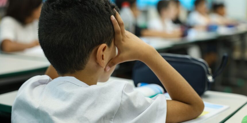 Educação hoje está cada vez mais na disciplina, diz orientadora