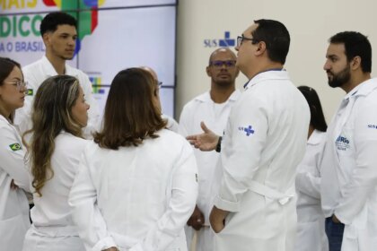 Associações criticam avaliação dos cursos de medicina feita pelo MEC