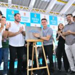 Prefeito David Almeida reinaugura creche em Manaus