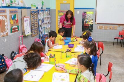 Prefeitura de Manaus amplia vagas em creches