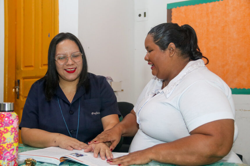 Prefeitura de Manaus prorroga matrículas da EJA e amplia oportunidade para quem deseja retomar os estudos