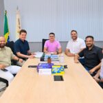 David Almeida assina ato de nomeação de mil aprovados no concurso da Semed