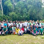 Estudantes da rede municipal participam de aula do projeto Academia Ambiental com vivências práticas na natureza