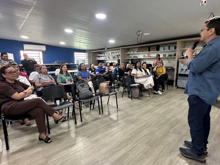 Prefeitura de Manaus realiza ação formativa sobre a Base Nacional Comum Curricular Computação