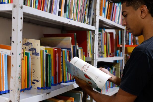 Programa formará jovens para promover leitura e escrita no RJ