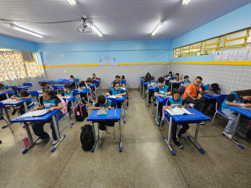 Estudantes participam do 1º simulado do ‘Educa+ Manaus’