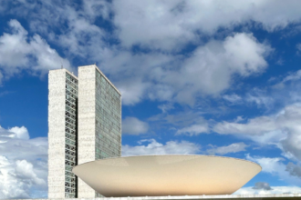 Piso salarial da engenharia no serviço público está em votação no Senado