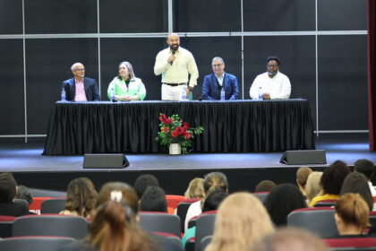 Educadores da rede municipal de ensino participam do 1º ‘Seminário Interinstitucional de Cidadania Fiscal’