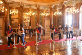 Estudantes da PMM tem experiência cultural no Teatro Amazonas 