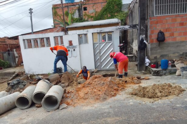 PMM moderniza rede de drenagem no bairro Armando Mendes