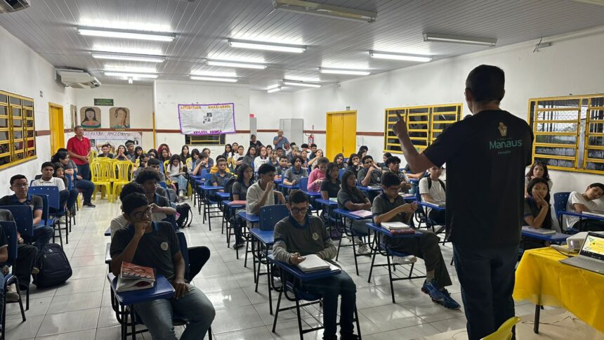 Prefeitura de Manaus realiza 2ª etapa do ‘Medalhei Manaus’ com revisão para a prova da Olimpíada de Matemática