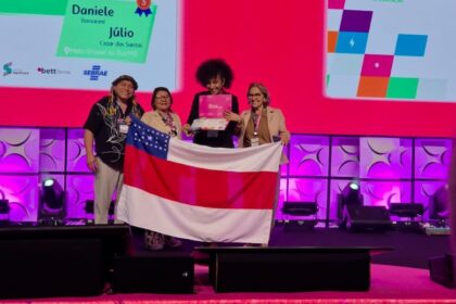Professora vence etapa nacional no ‘Prêmio Educador Transformador’