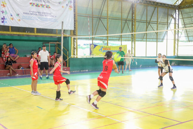 Escolas municipais Jarlece  Zaranza e Arthur Virgílio se destacam na final do voleibol mirim das Municipíadas