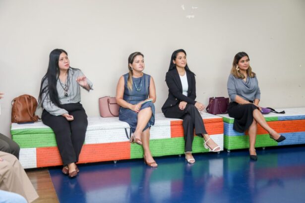 Prefeitura de Manaus inicia formação de equipe que atuará no núcleo de atendimento aos estudantes com altas habilidades