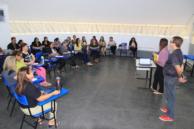 PMM abre inscrições para cursos de idiomas para servidores