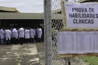 Revalida 2026/2: prazo de envio de diploma médico termina dia 19
