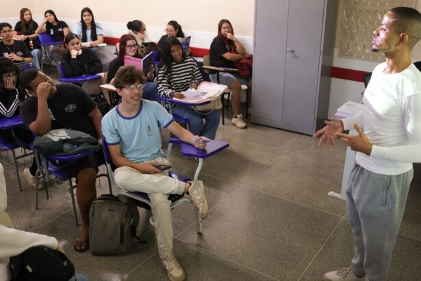 Enem 2026: inscrito automaticamente deve escolher idioma da prova